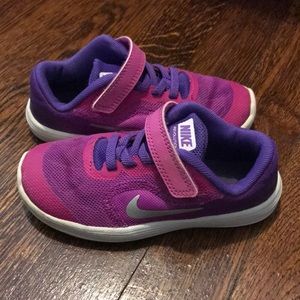Nike girls toddler sneakers